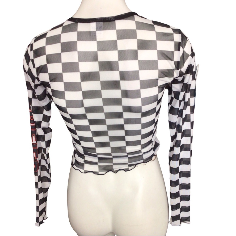 Black and White Checkered Crop Top - Picture 3 of 4